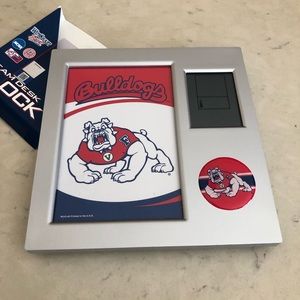 NCAA Fresno Bulldogs team desk clock